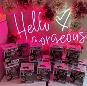 COPY10 - Calling SELENA FANS!!  Selena Funko